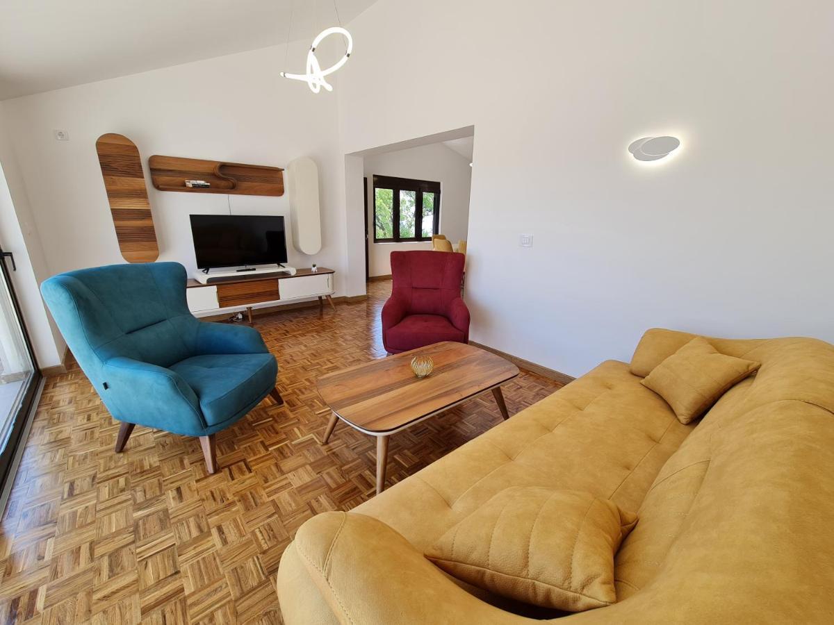 Appartement Luxury Penthouse With Panoramic View à Ulcinj Extérieur photo