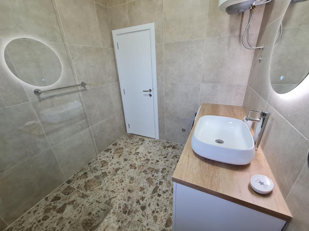 Appartement Luxury Penthouse With Panoramic View à Ulcinj Extérieur photo