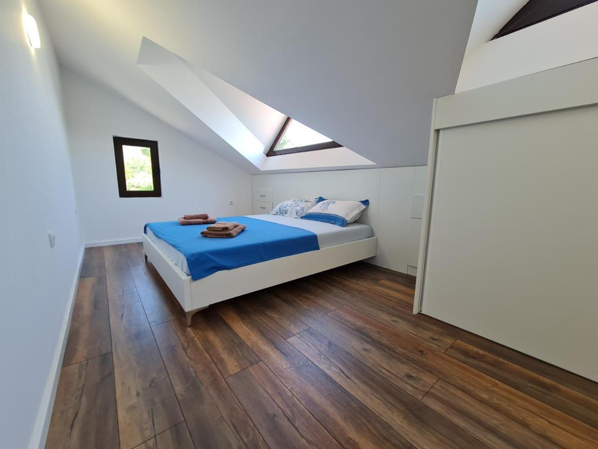 Appartement Luxury Penthouse With Panoramic View à Ulcinj Extérieur photo